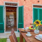 Hostly Arno Riverside Residence-10min From Tower Apartamento Pisa