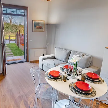 Hostly Arno Riverside Residence-10min From Tower Apartamento *