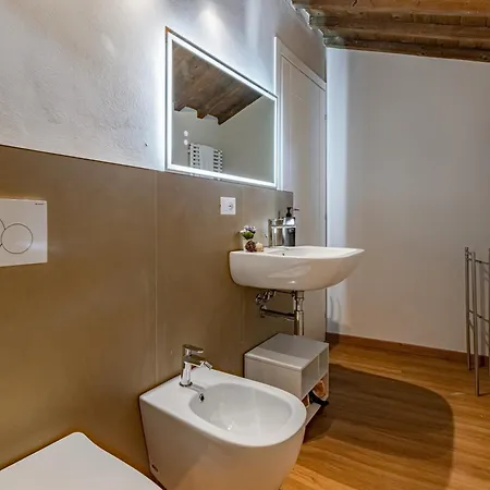 Hostly Arno Riverside Residence-10min From Tower * Пиза